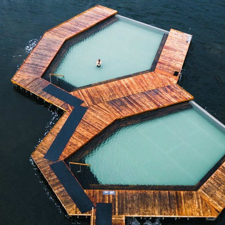 Admittance to Vök geothermal baths